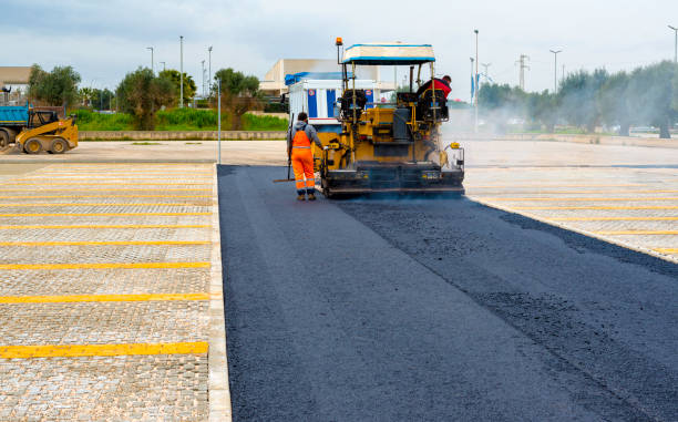 Best Driveway Pavers Near Me  in Hlcrest, IL